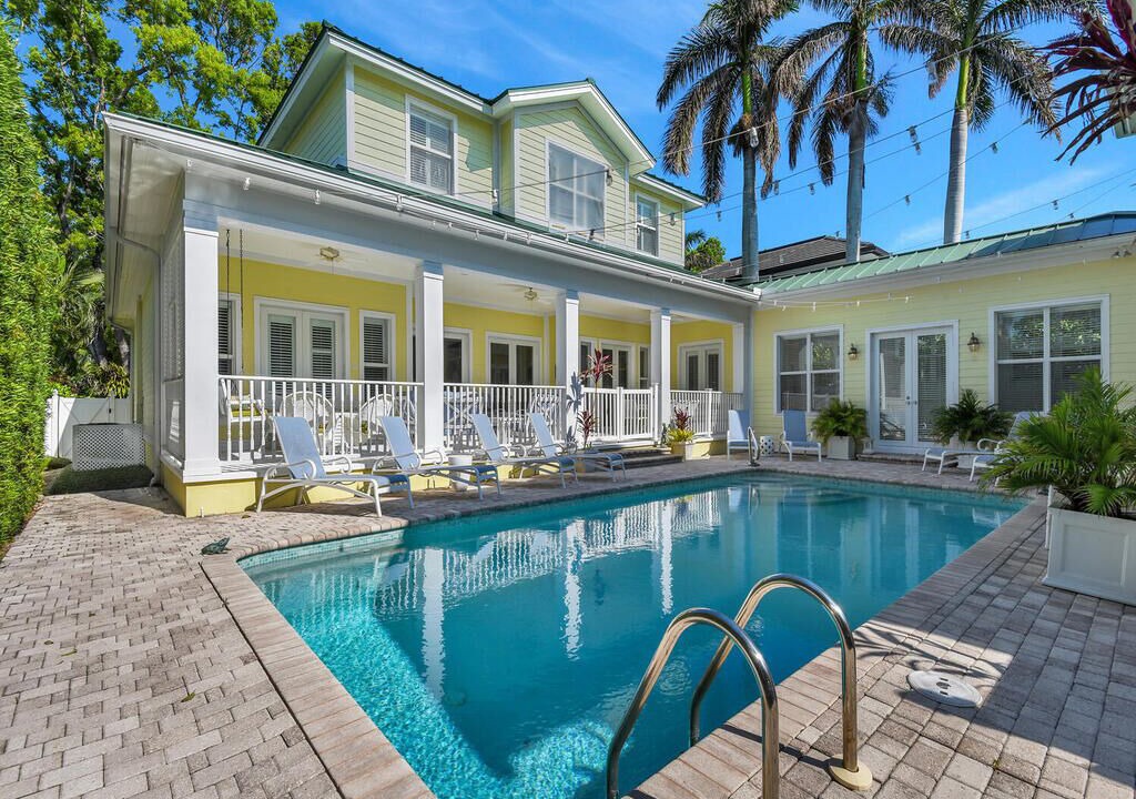 Photo of Outdoor in Old Naples
