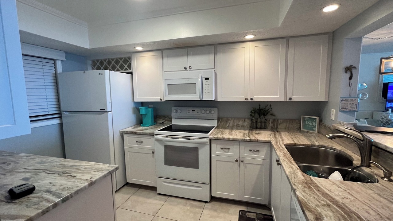Photo of Kitchen in Hutchinson Island South