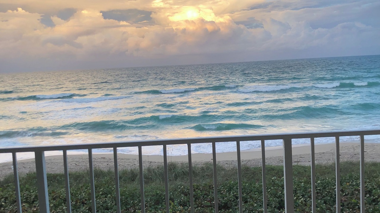 Photo of Outdoor in Hutchinson Island South