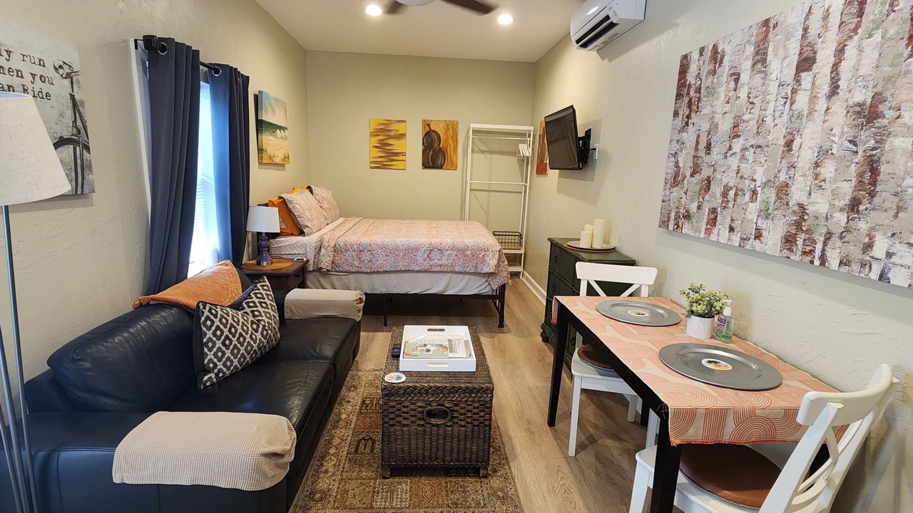 Photo of Bedroom in Crescent Lake