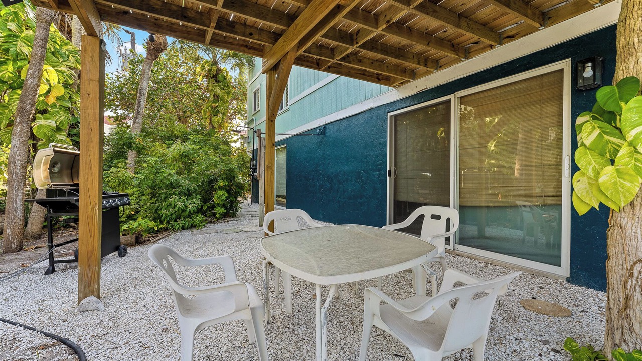 Photo of Outdoor in Englewood