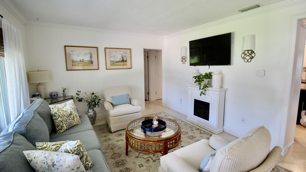 Photo of Livingroom in Riviera Bay