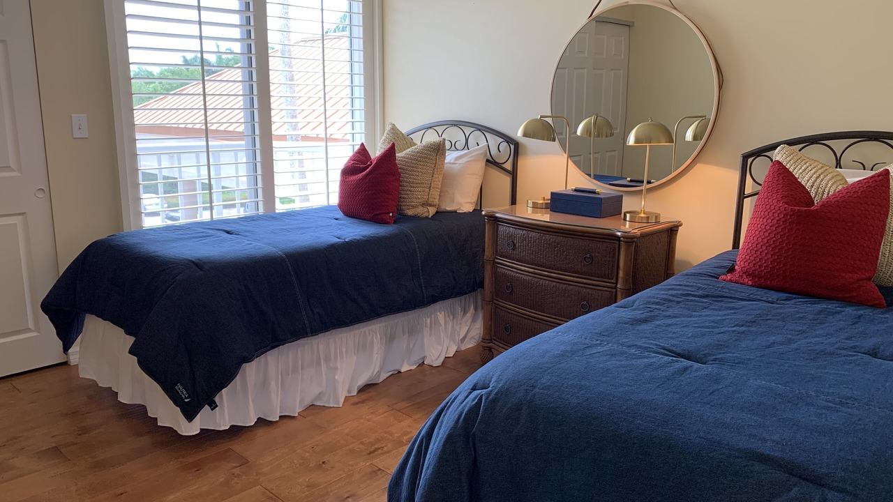 Photo of Bedroom in Park Shore