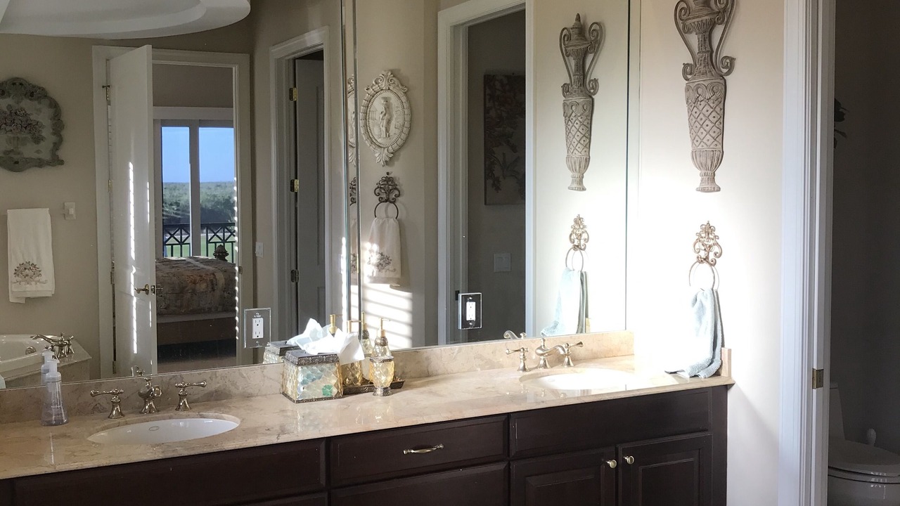 Photo of Bathroom in Hammock Bay