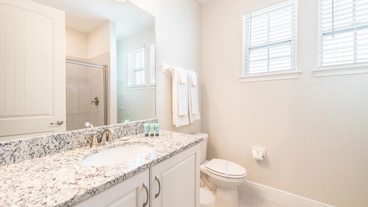 Photo of Bathroom in Bay Lake