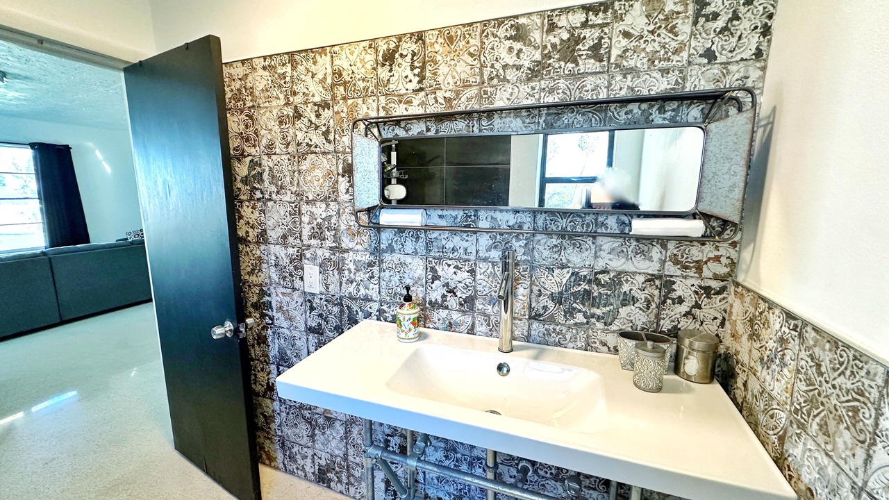 Photo of Bathroom in Indian River Estates