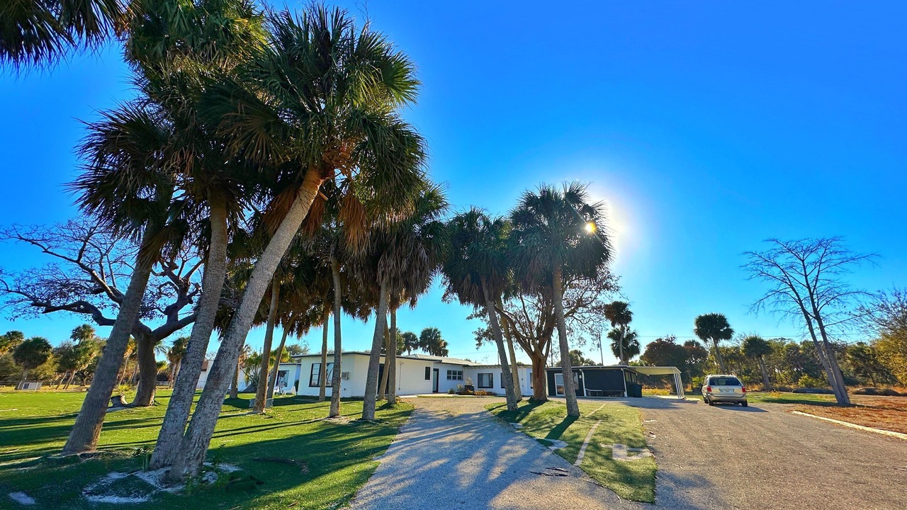 Photo of Outdoor in Indian River Estates