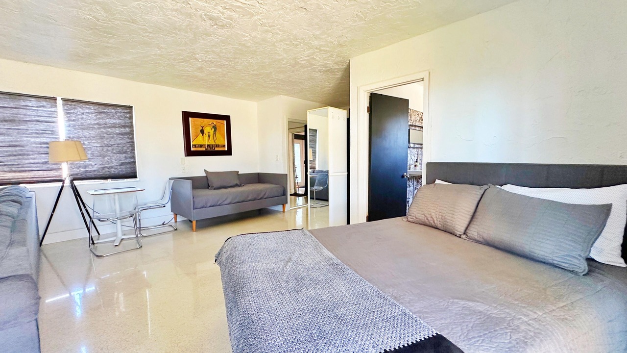 Photo of Bedroom in Indian River Estates