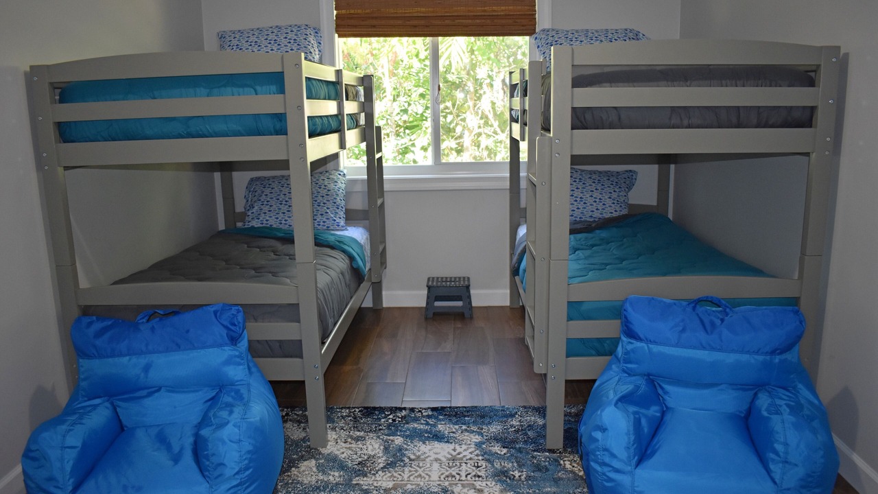 Photo of Bedroom in Indian Waterways