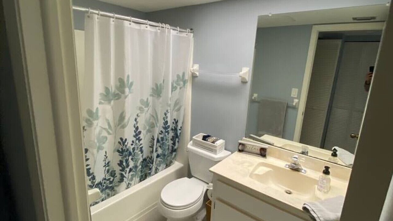 Photo of Bathroom in Clewiston