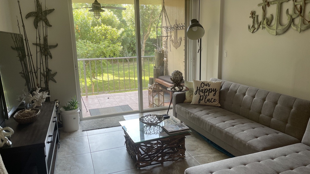 Photo of Livingroom in Islamorada