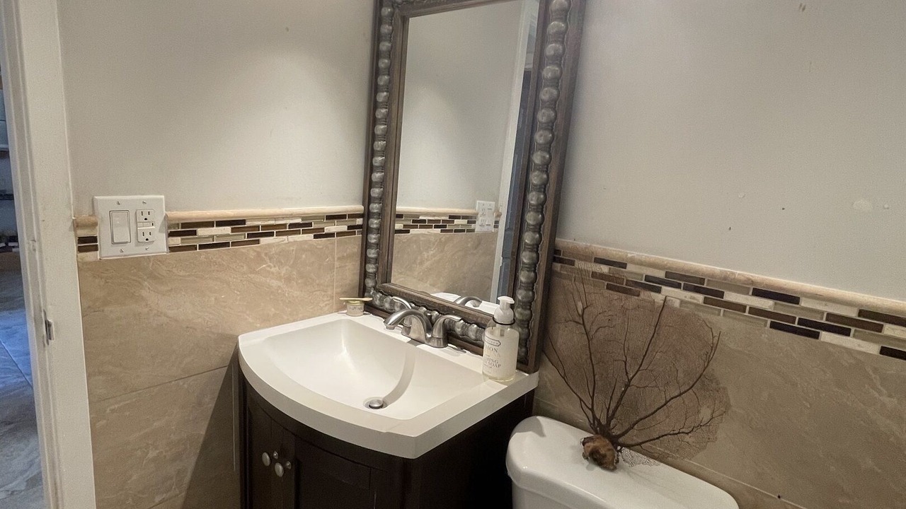 Photo of Bathroom in Islamorada
