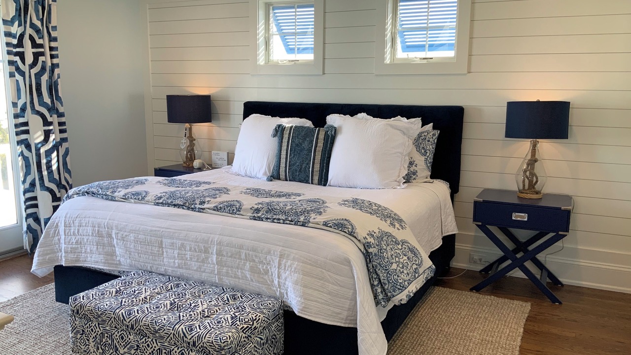 Photo of Bedroom in Avalon