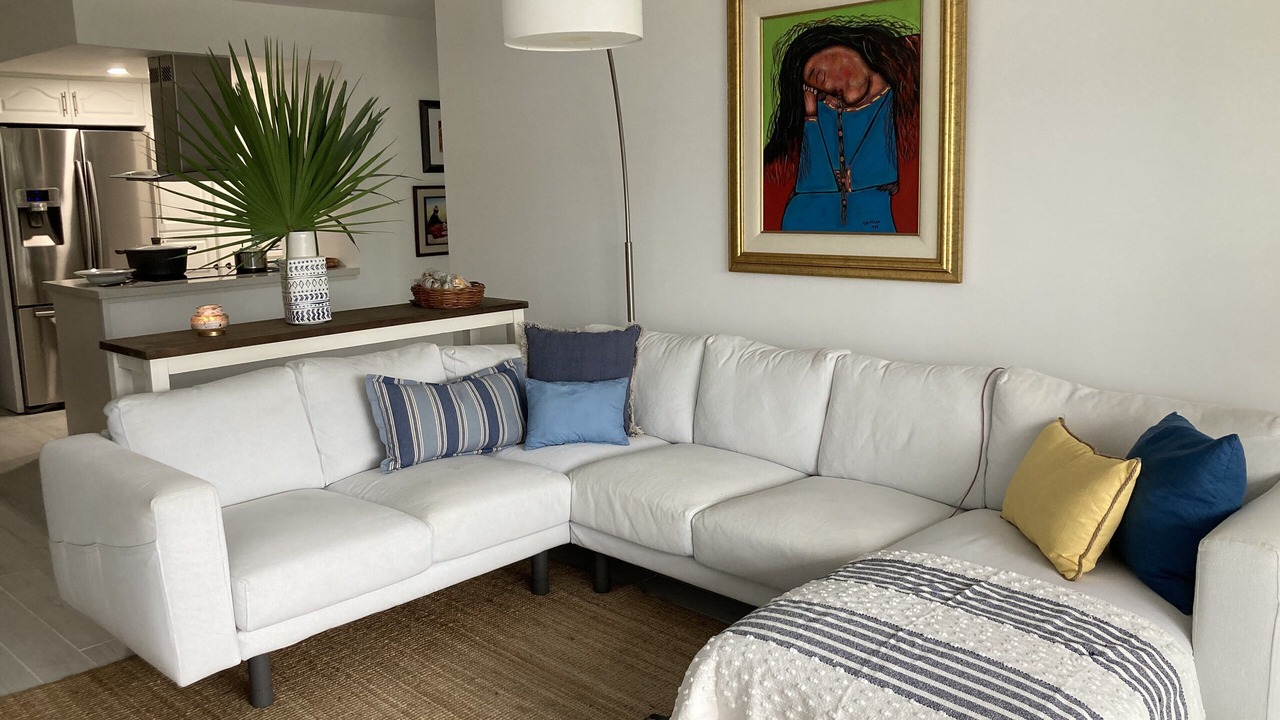 Photo of Livingroom in Jensen Beach