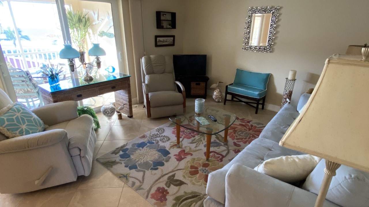 Photo of Livingroom in Bonita Springs