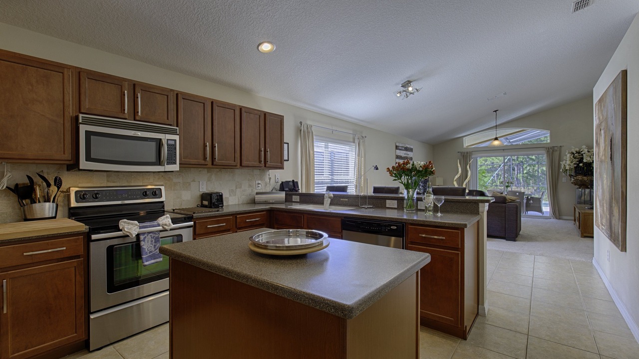 Photo of Kitchen in Watersong