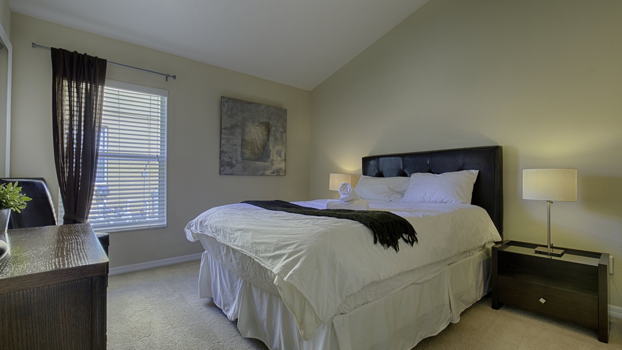 Photo of Bedroom in Watersong