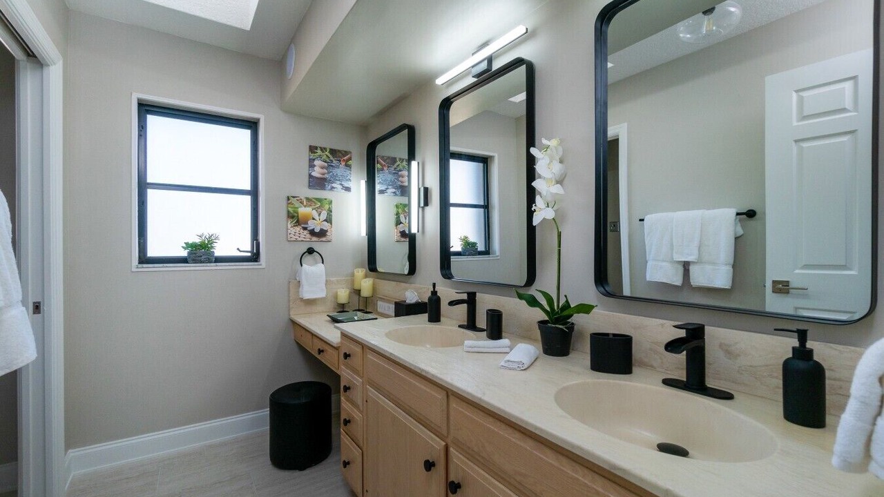 Photo of Bathroom in Punta Gorda