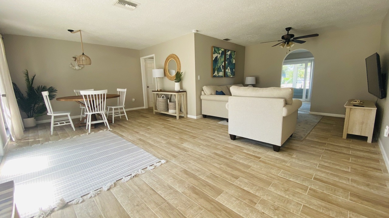 Photo of Livingroom in Iona