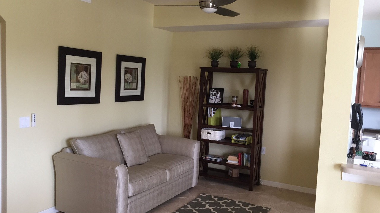 Photo of Livingroom in Naples