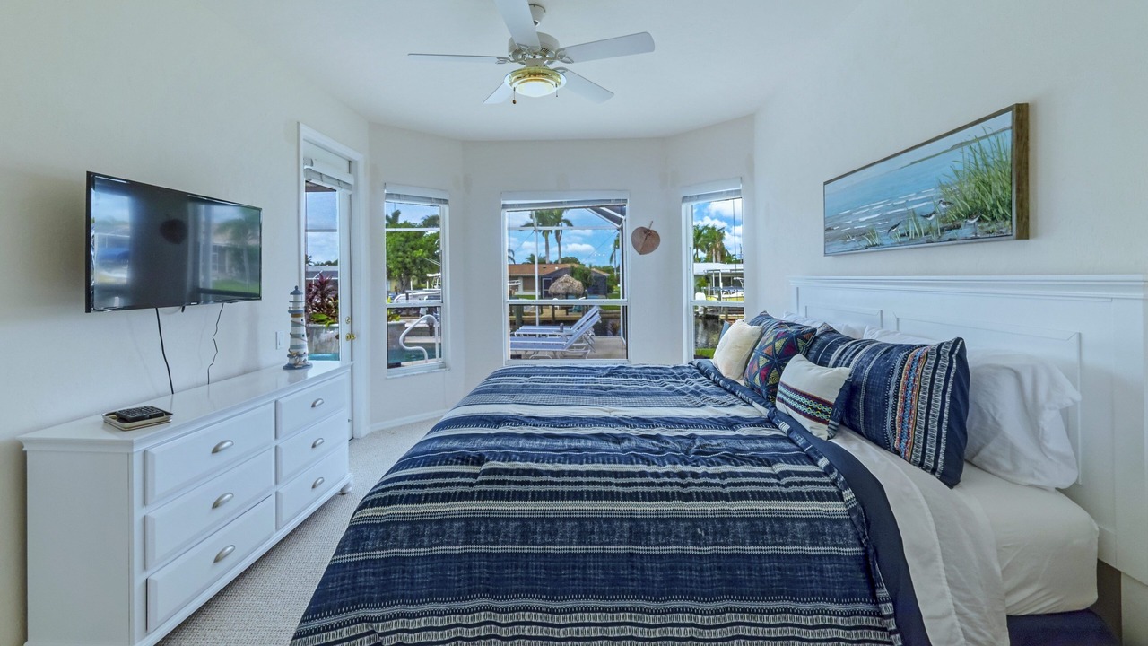 Photo of Bedroom in Pelican