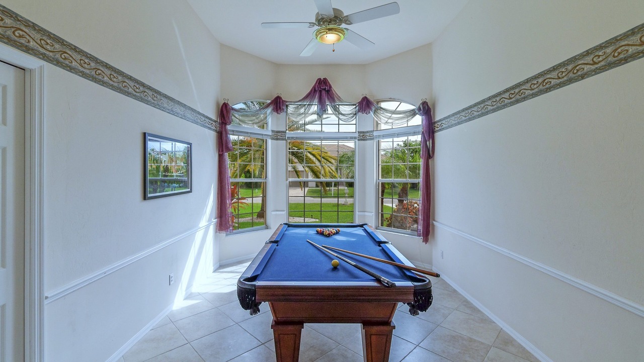 Photo of Bedroom in Pelican