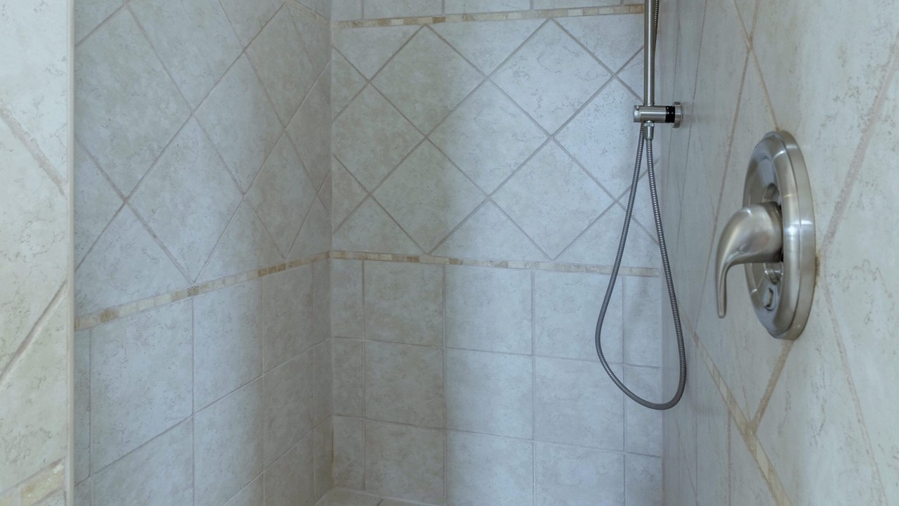 Photo of Bathroom in Pelican