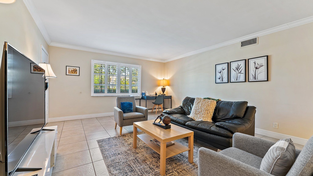 Photo of Livingroom in Singer Island