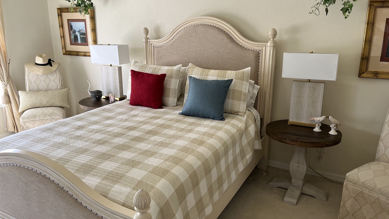 Photo of Bedroom in Imperial Golf Estates