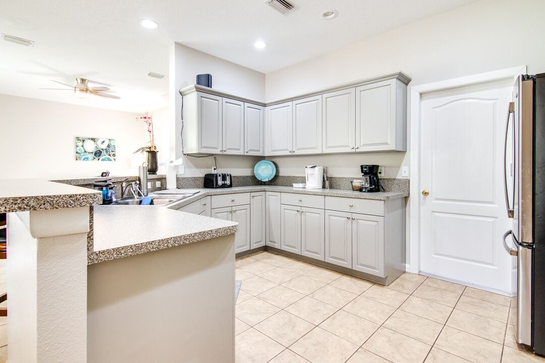 Photo of Kitchen in Bearss Plaza