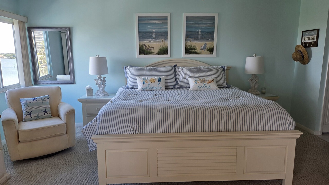 Photo of Bedroom in Bonita Springs