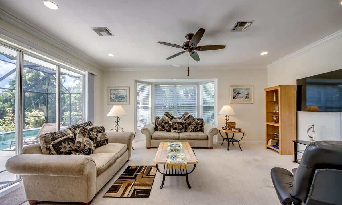 Photo of Livingroom in Biggar