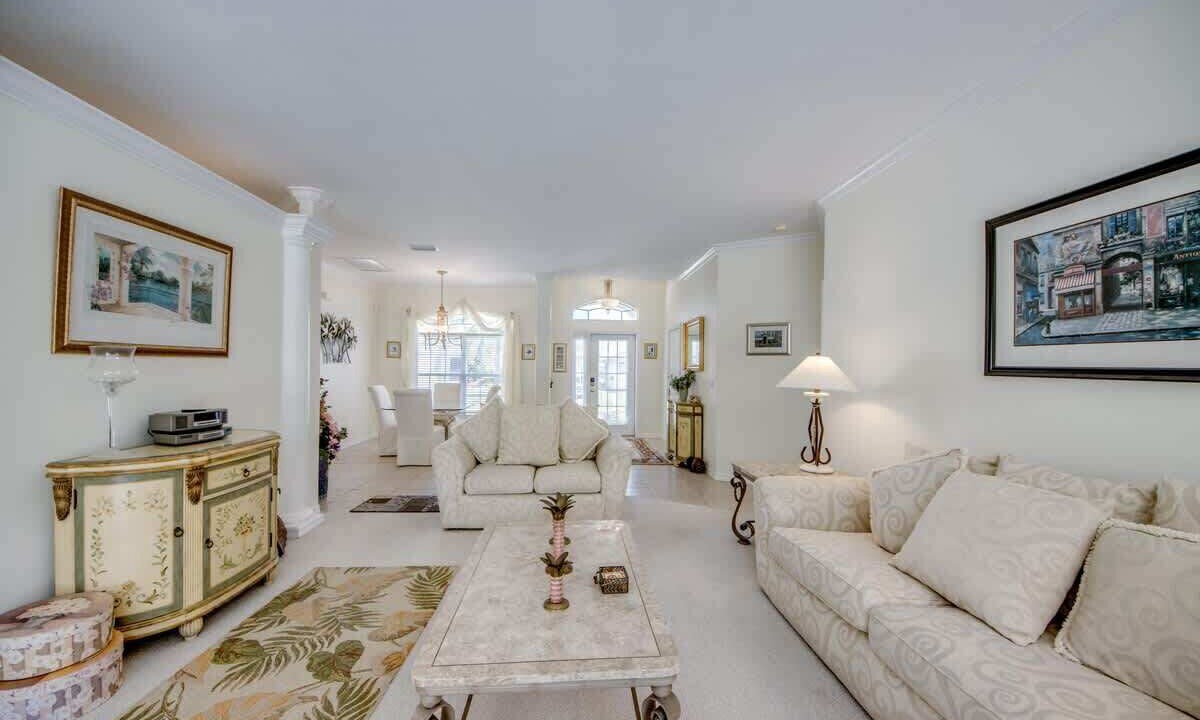 Photo of Livingroom in Biggar