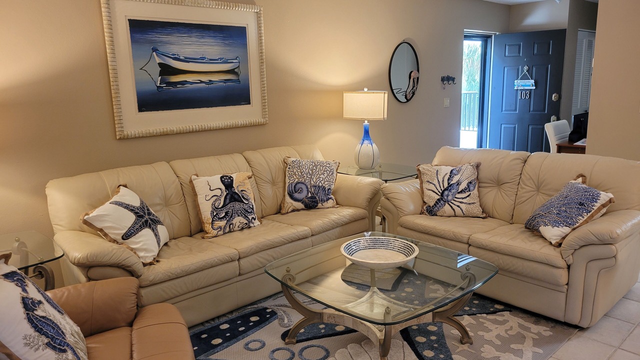 Photo of Livingroom in Englewood