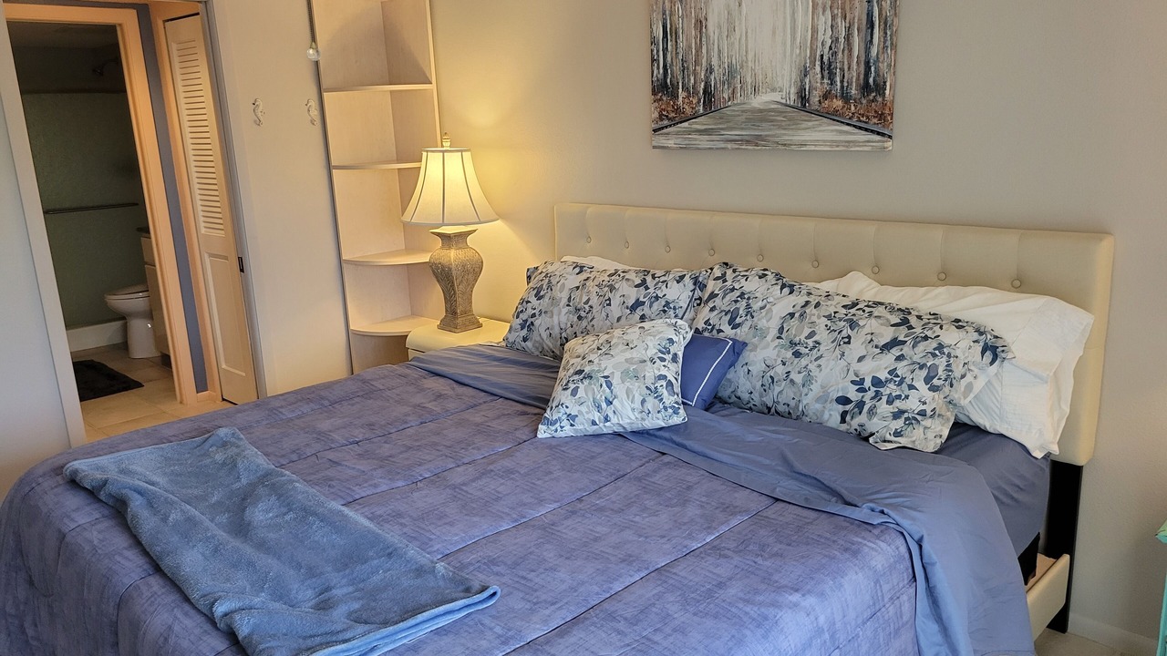 Photo of Bedroom in Englewood