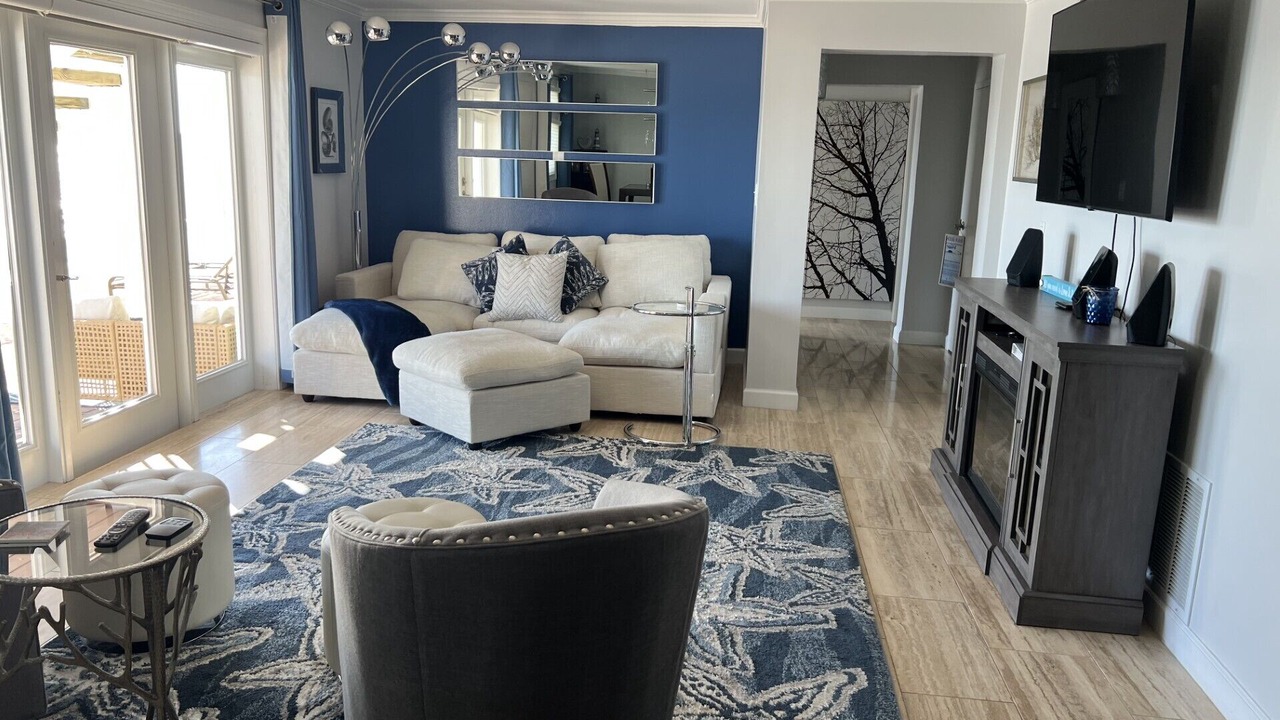 Photo of Livingroom in Coquina Key