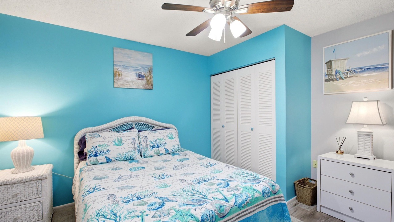 Photo of Bedroom in Holmes Beach