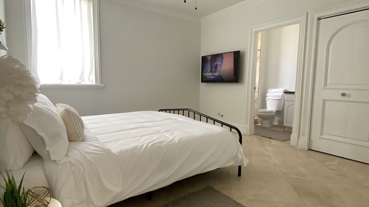 Photo of Bedroom in Pelican