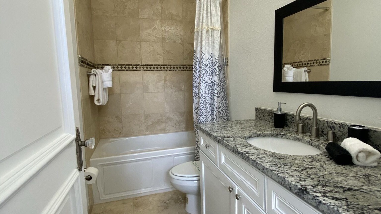 Photo of Bathroom in Pelican