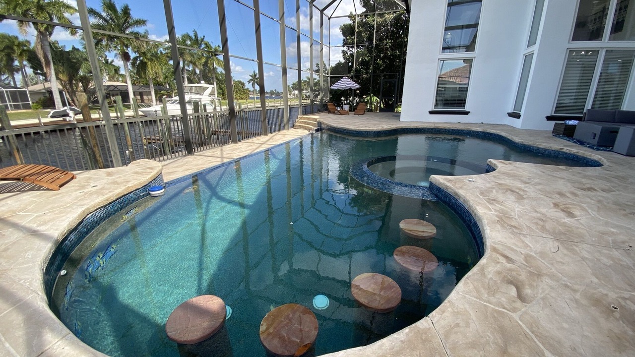 Photo of Outdoor in Pelican