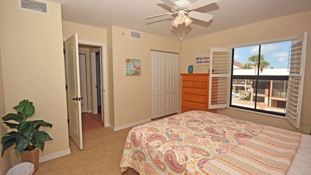 Photo of Bedroom in Englewood