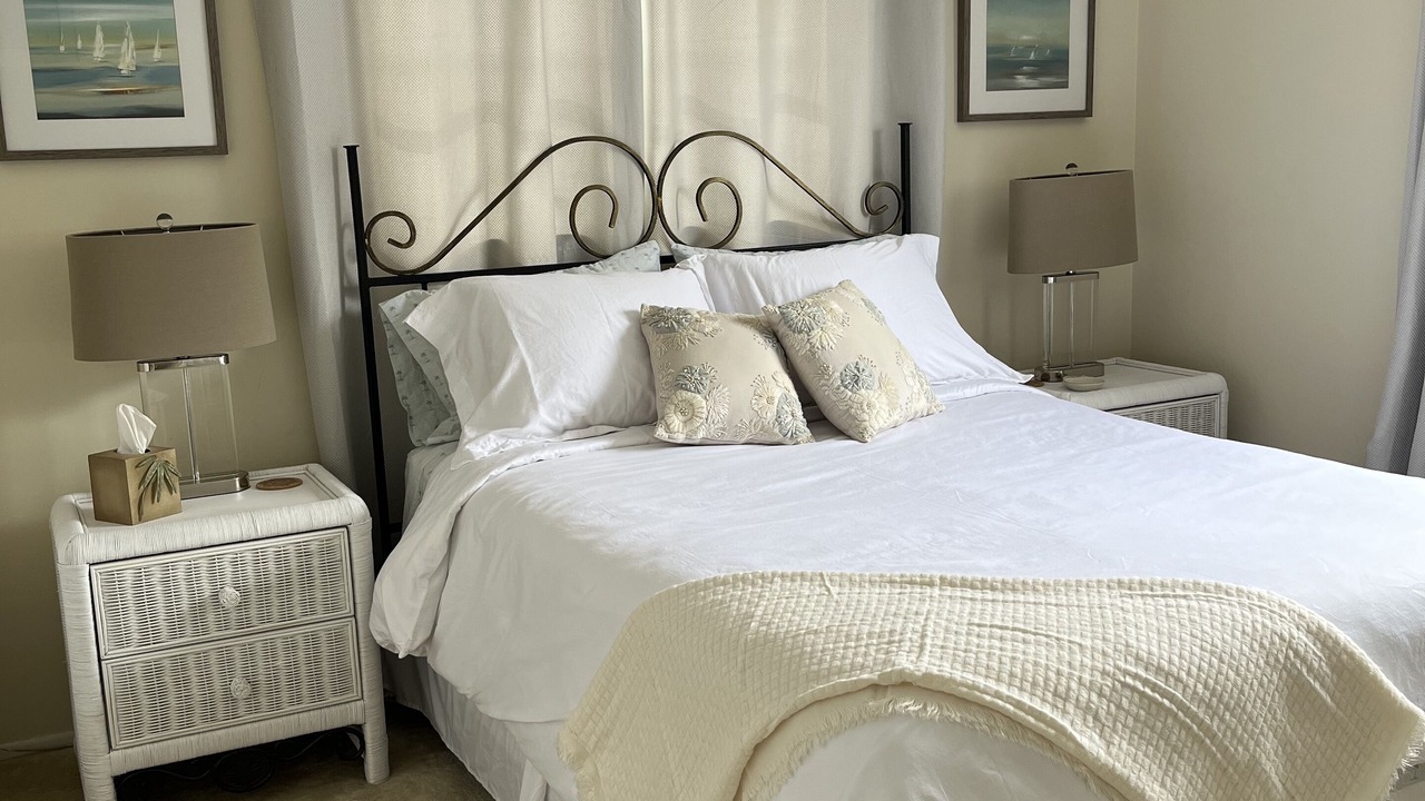Photo of Bedroom in Royal Harbor