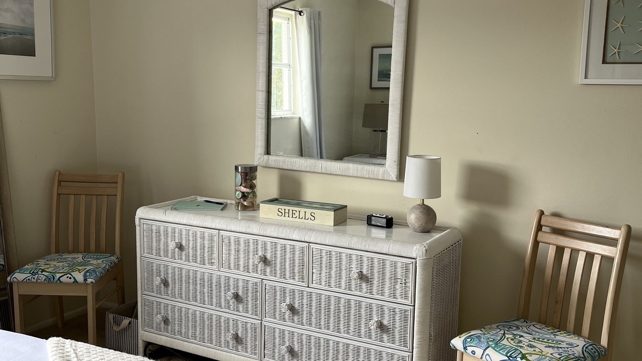 Photo of Bedroom in Royal Harbor