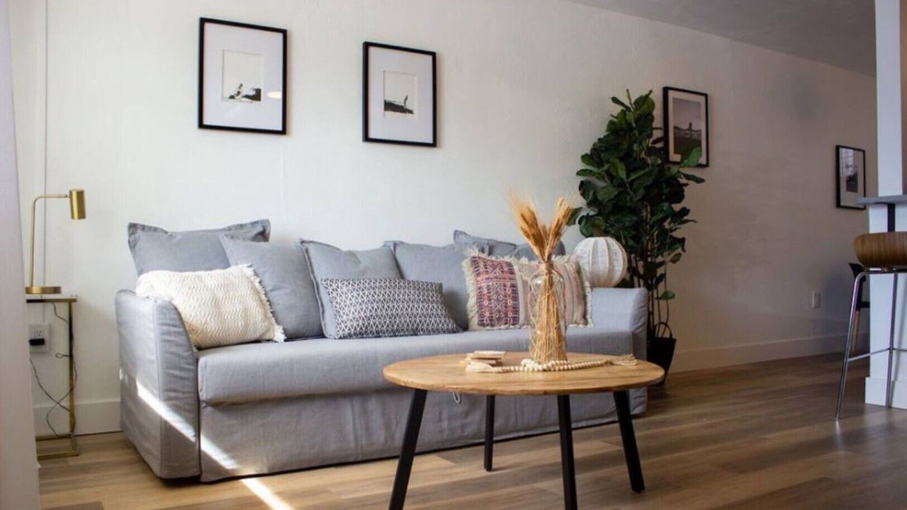Photo of Livingroom in Michigan Beach