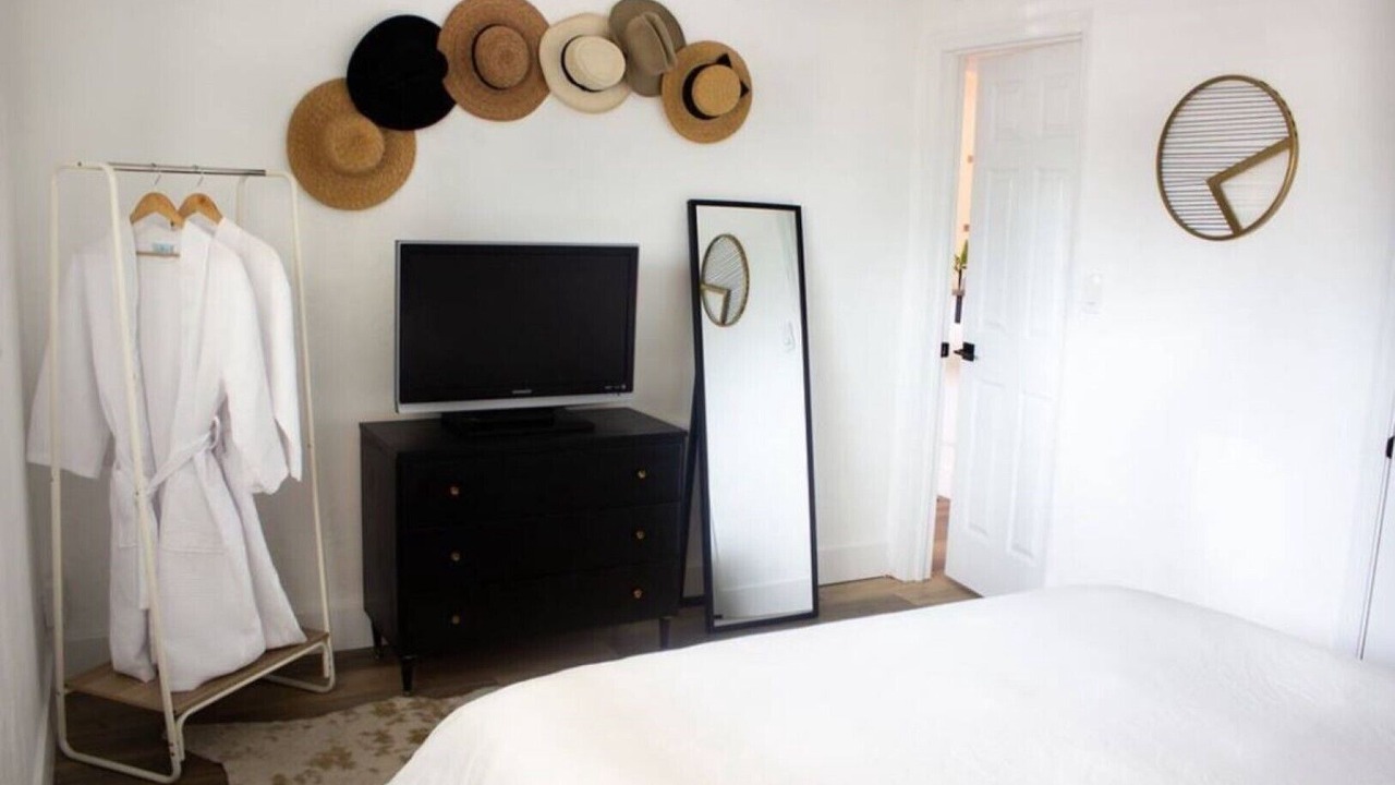 Photo of Bedroom in Michigan Beach