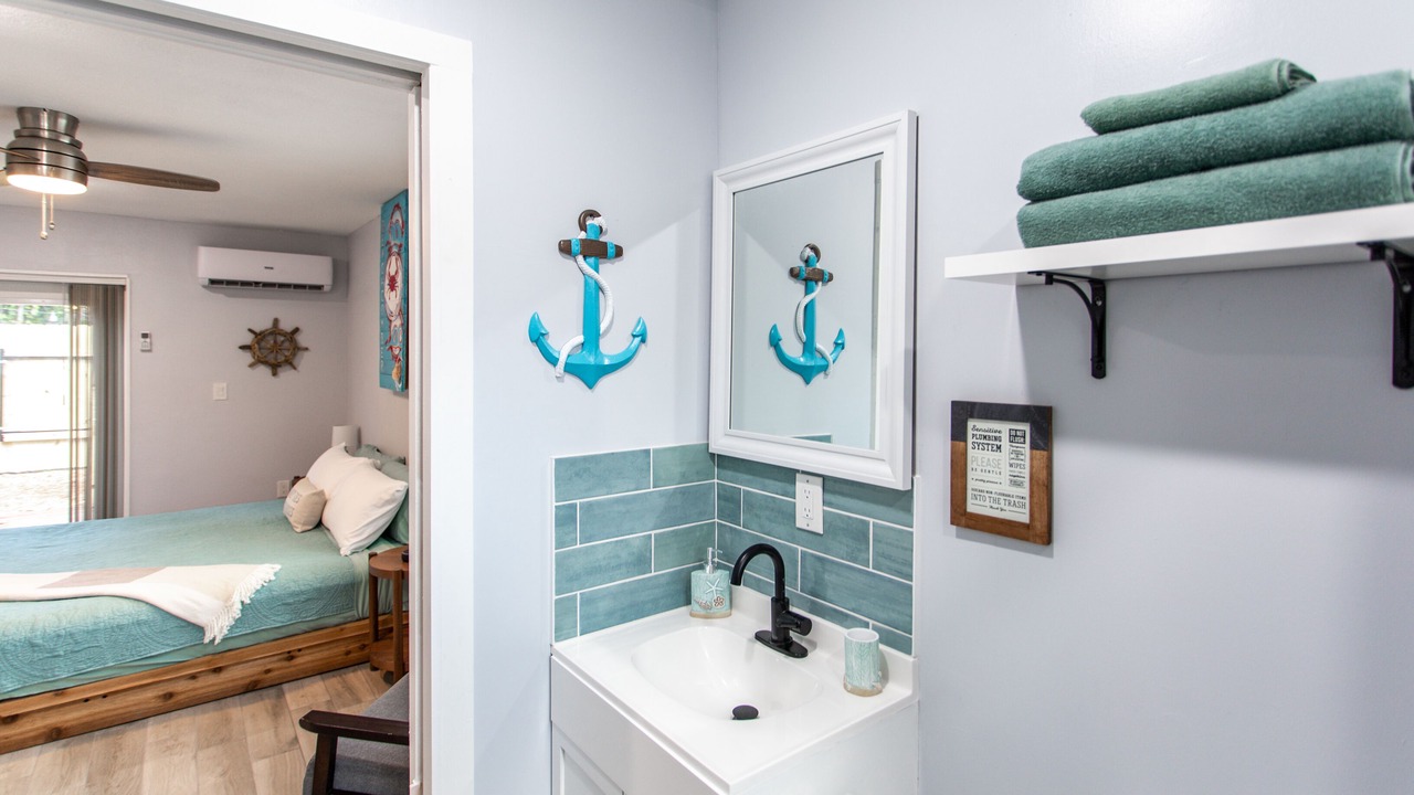Photo of Bathroom in Lakewood Estates