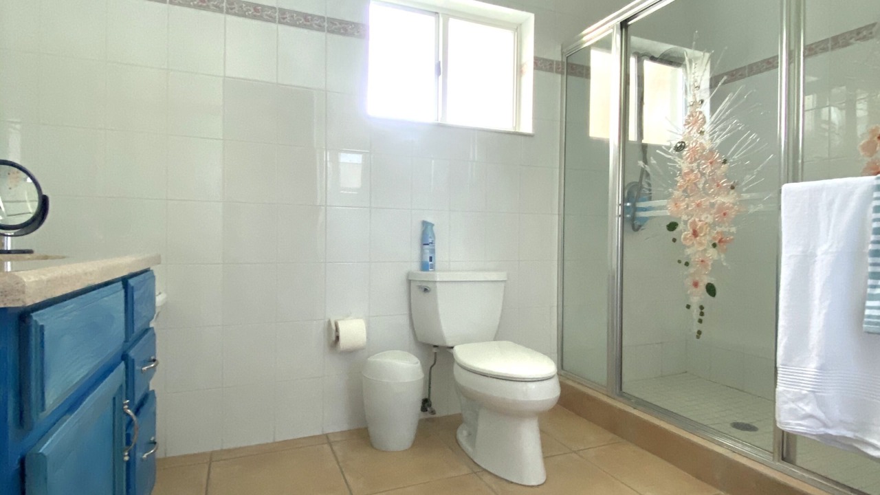 Photo of Bathroom in Tavernier