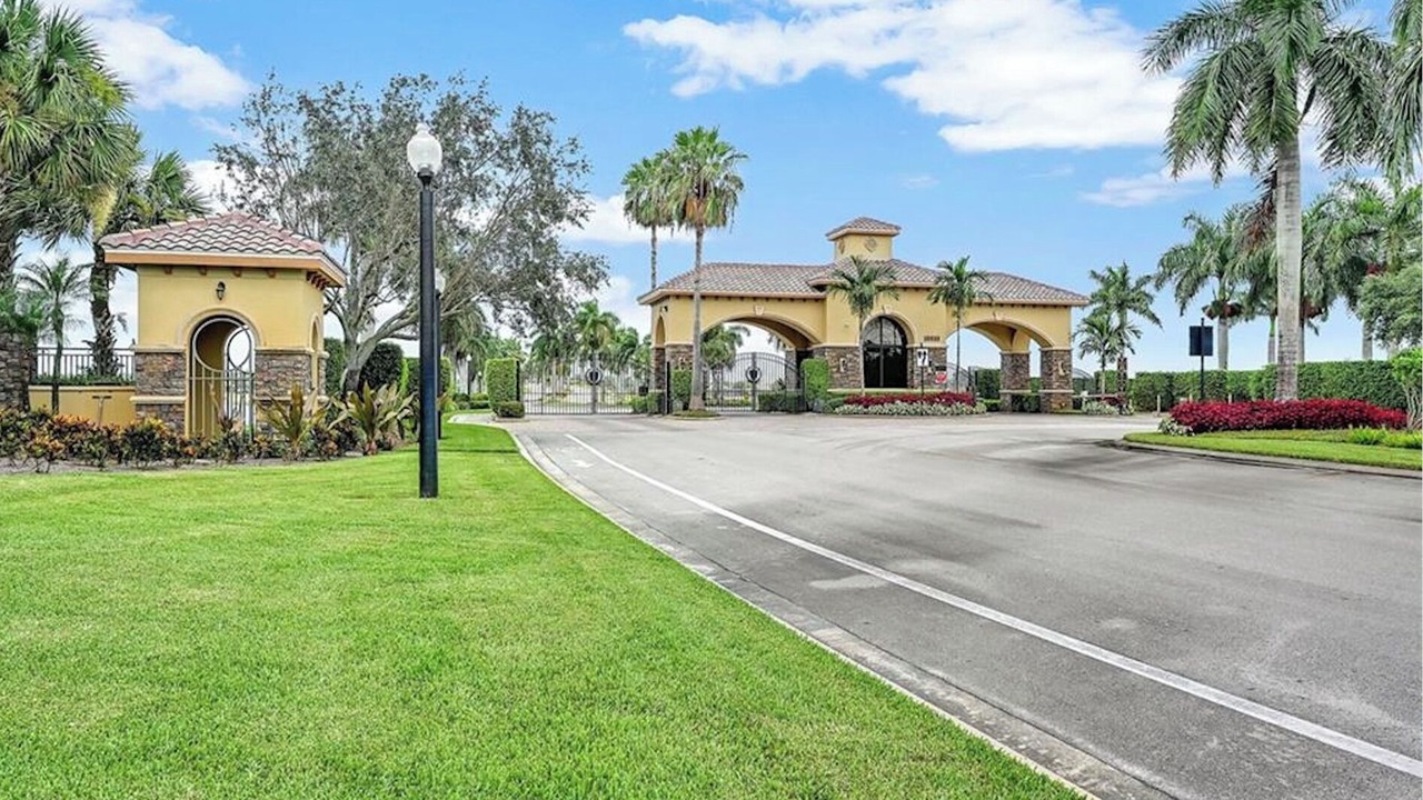 Photo of Outdoor in Naples