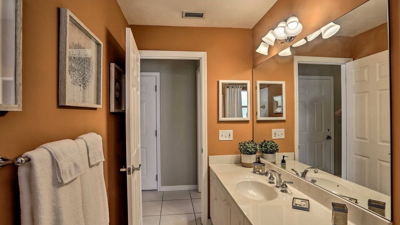Photo of Bathroom in Centennial