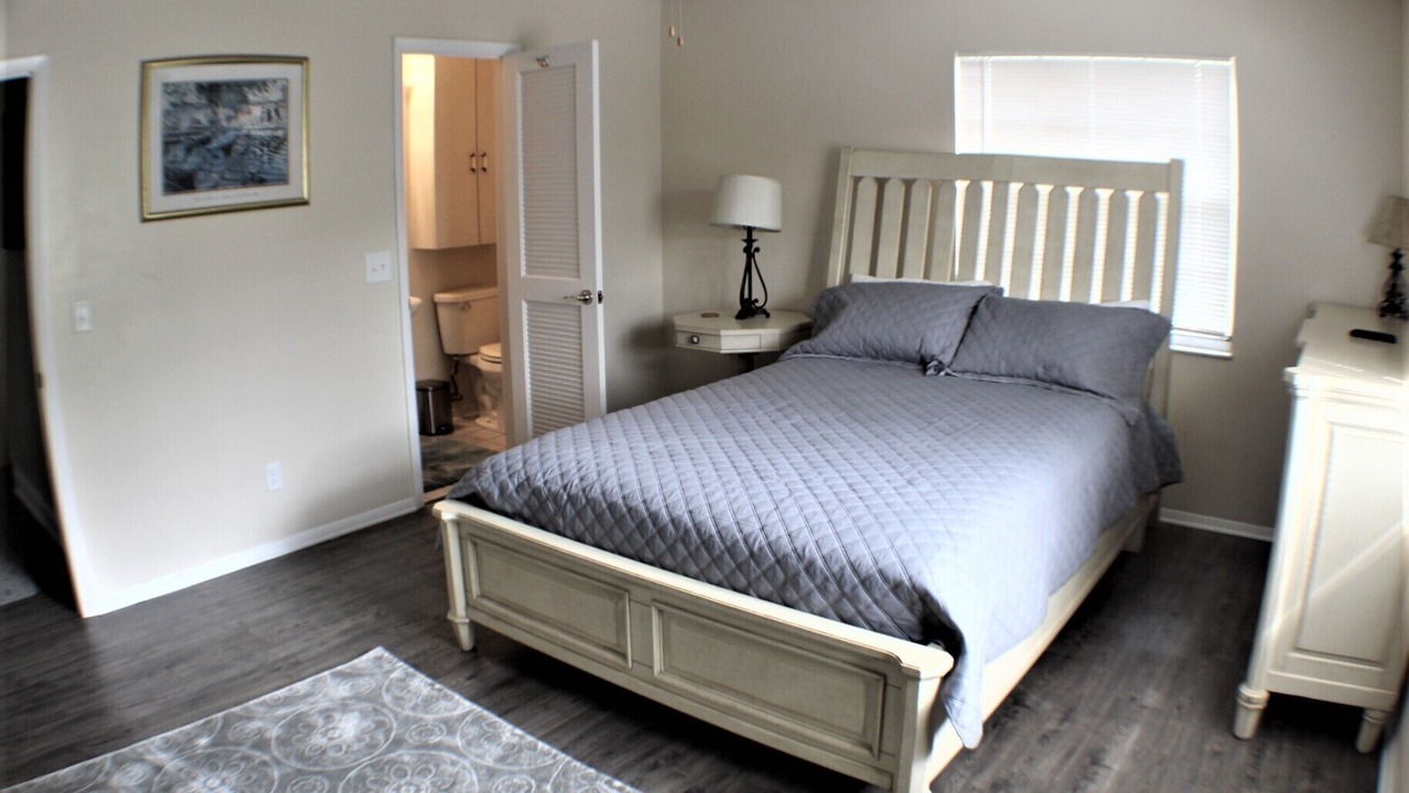 Photo of Bedroom in Riverview